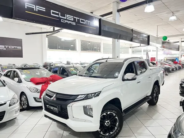 L200 TRITON 2.4 16V TURBO SPORT HPE-S CD 4P 4X4