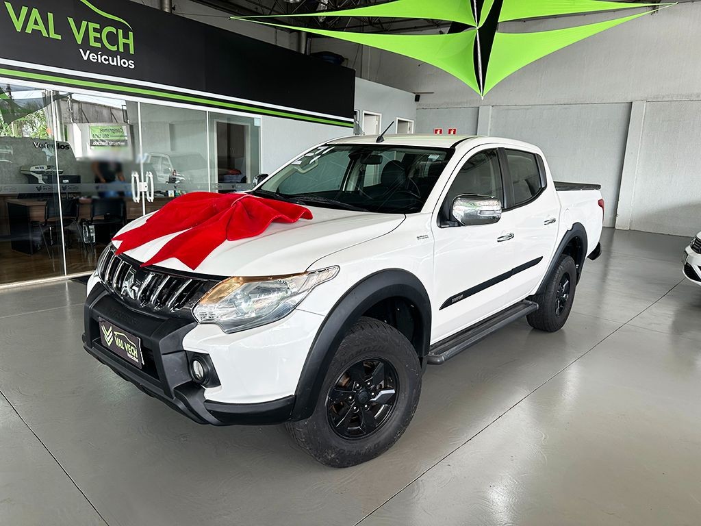 L200 TRITON 2.4 16V TURBO OUTDOOR HPE CD 4X4
