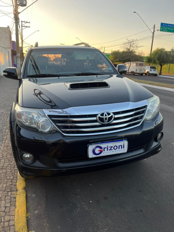 Hilux SW4 3.0 16V 4P 4X4 SRV TURBO DIESEL
