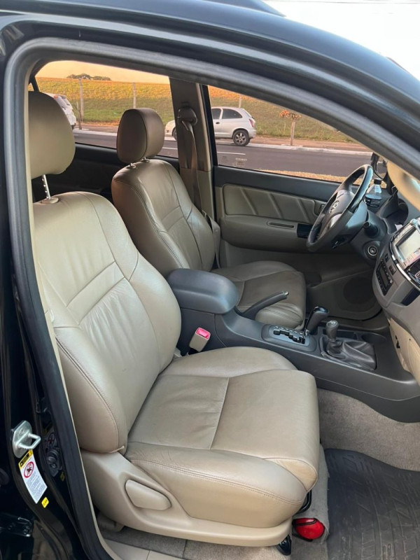 Hilux SW4 3.0 16V 4P 4X4 SRV TURBO DIESEL