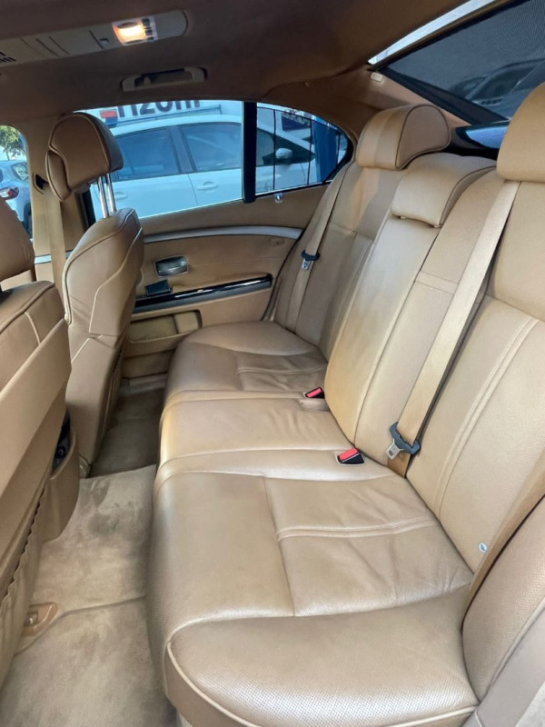 750I 4.8 V8 32V 4P AUTOMÁTICO