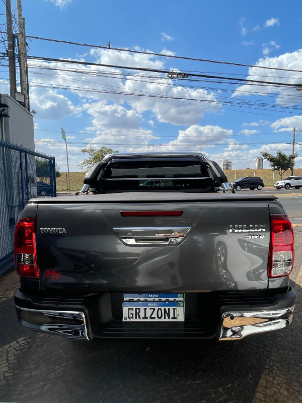 Hilux Caminhonete 2.8 16V SRV 4X4 DIESEL CABINE DUPLA AUTOMÁTICO