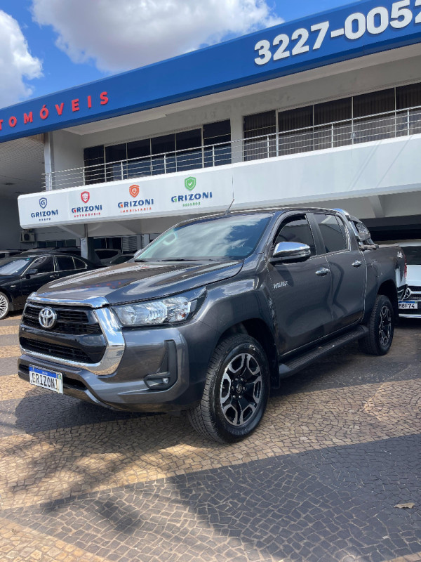 Hilux Caminhonete 2.8 16V SRV 4X4 DIESEL CABINE DUPLA AUTOMÁTICO