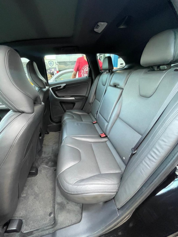 VOLVO XC60 2.0 4P T6 INSCRIPTION TURBO AUTOMÁTICO