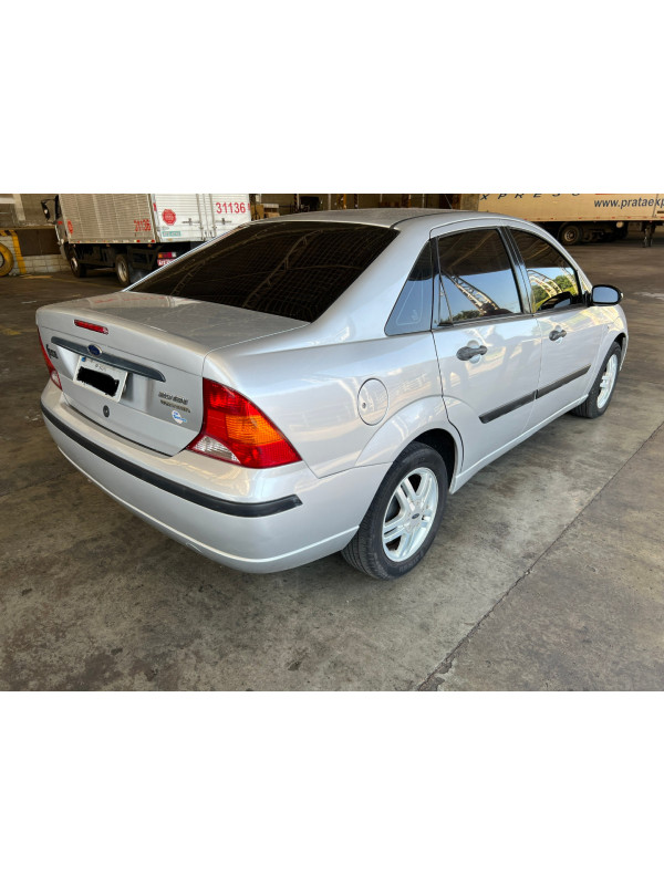 Focus Sedan 2.0 16V 4P GLX AUTOMÁTICO