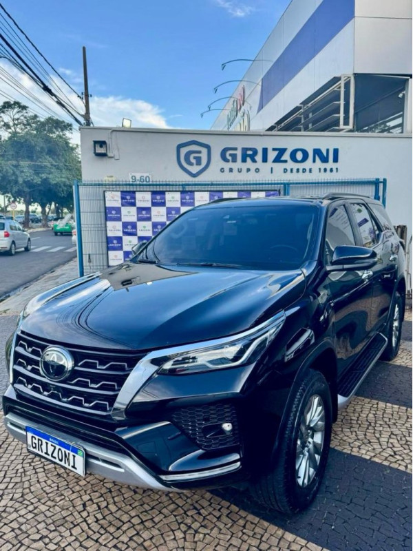 Hilux SW4 2.8 4P SRX 4X4 TURBO DIESEL AUTOMÁTICO