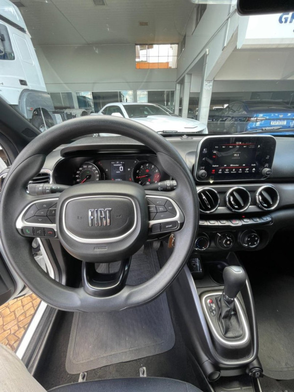 FIAT Argo 1.3 4P FLEX FIREFLY TREKKING AUTOMÁTICO CVT