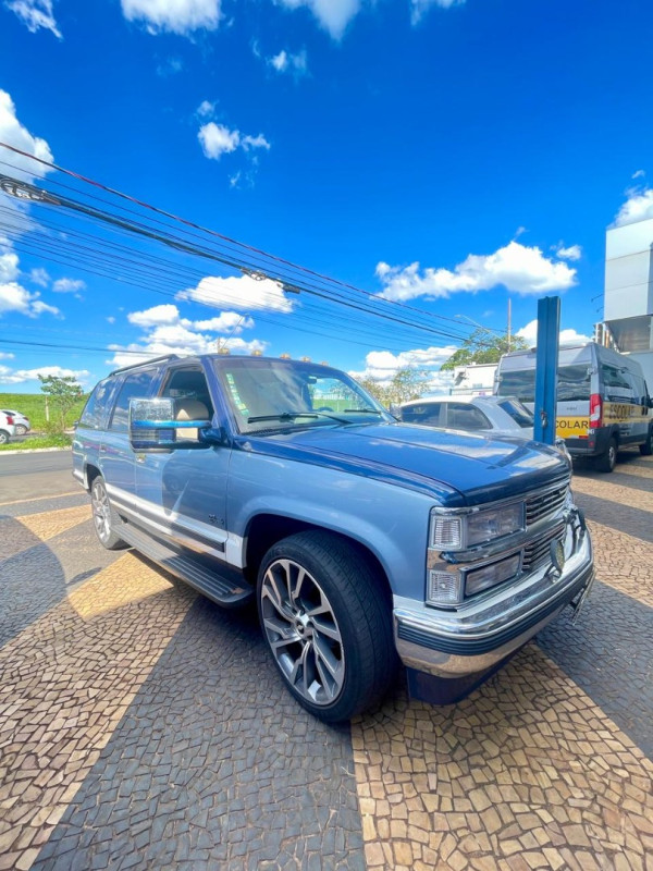 CHEVROLET Grand Blazer 4.1 18V 4P DLX