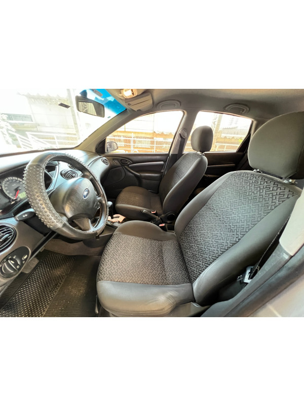 Focus Sedan 2.0 16V 4P GLX AUTOMÁTICO
