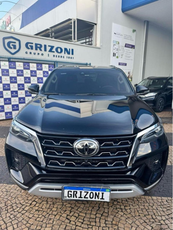 Hilux SW4 2.8 4P SRX 4X4 TURBO DIESEL AUTOMÁTICO