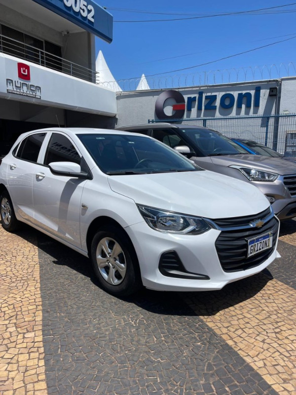 CHEVROLET Onix Hatch 1.0 12V 4P FLEX