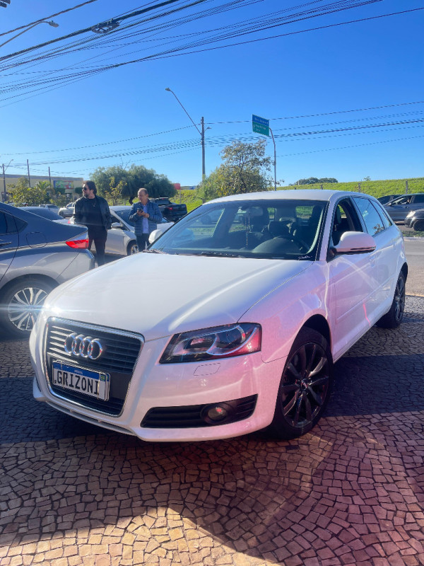 A3 2.0 16V 4P TFSI SPORTBACK S-TRONIC AUTOMÁTICO