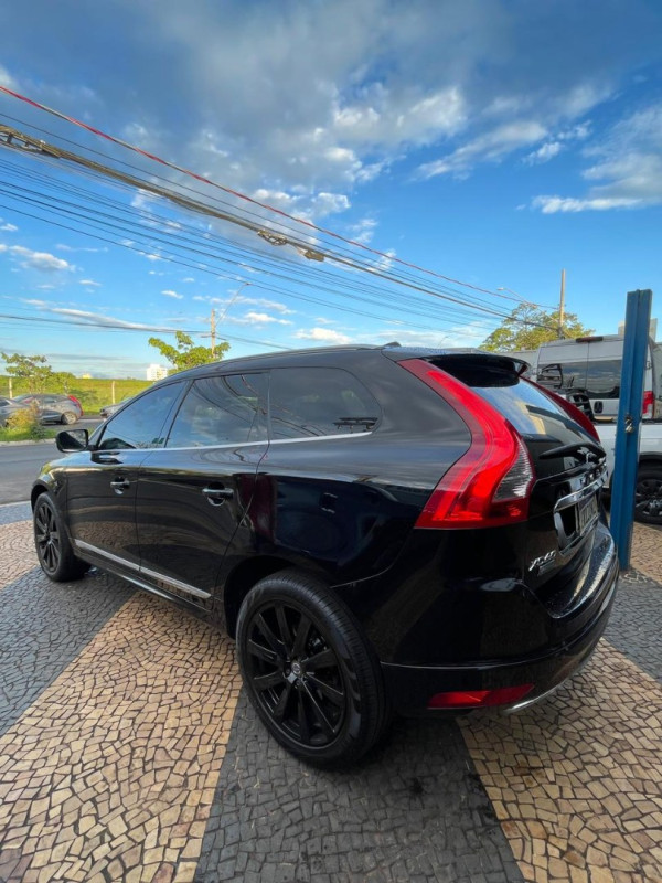 VOLVO XC60 2.0 4P T6 INSCRIPTION TURBO AUTOMÁTICO