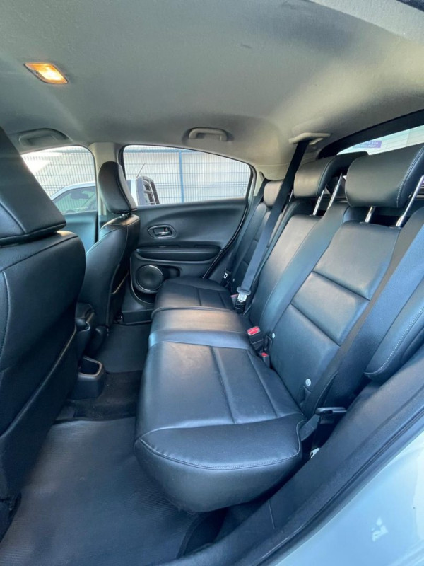 HONDA HR-V 1.8 16V 4P TOURING FLEX AUTOMÁTICO CVT