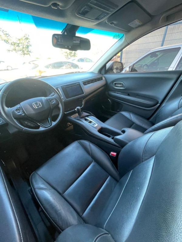 HONDA HR-V 1.8 16V 4P TOURING FLEX AUTOMÁTICO CVT