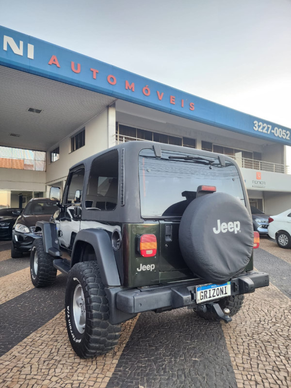 JEEP Wrangler 4.0 12V 6 CILINDROS SPORT TETO LONA