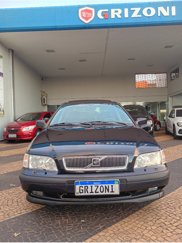 VOLVO S40 1.8 16V 4P AUTOMÁTICO