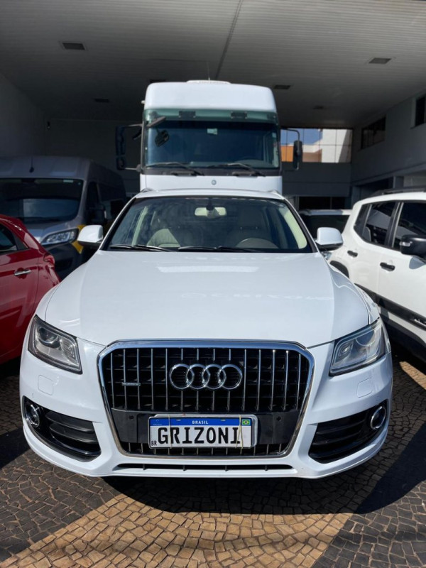 AUDI Q5 2.0 16V 4P TFSI ATTRACTION 225 CV AUTOMÁTICO