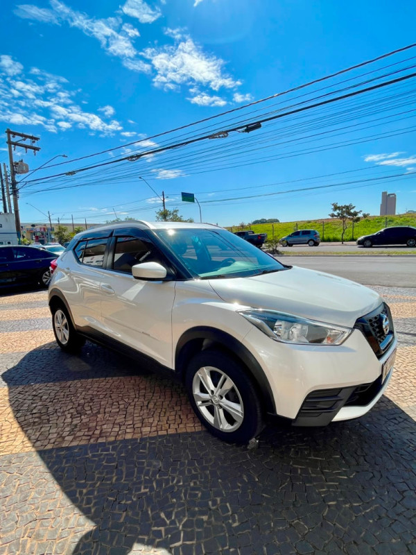 NISSAN Kicks 1.6 16V 4P FLEXSTART S DIRECT X-TRONIC AUTOMÁTICO CVT