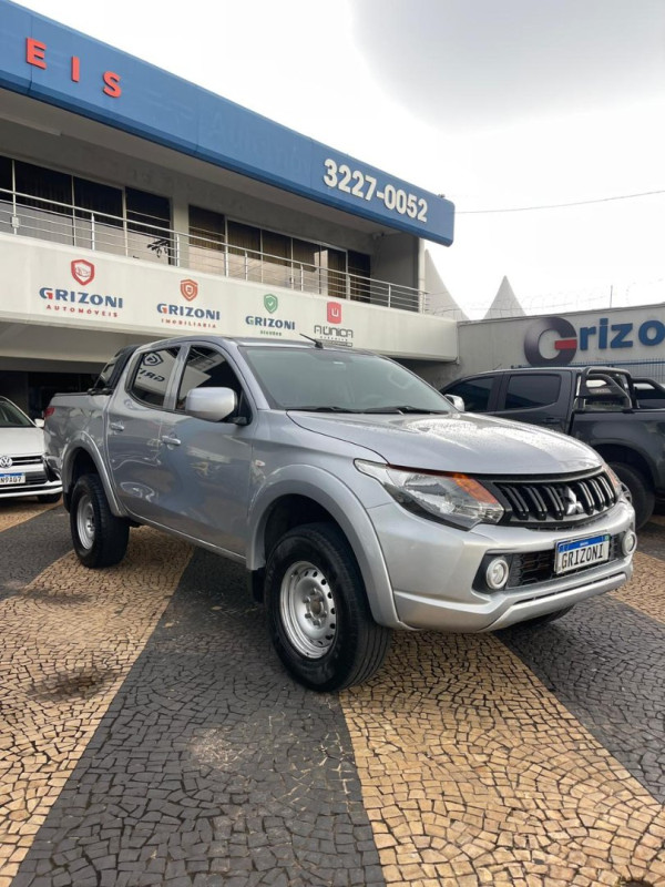 MITSUBISHI L 200 Triton 2.4 16V SPORT GL CABINE DUPLA TURBO DIESEL