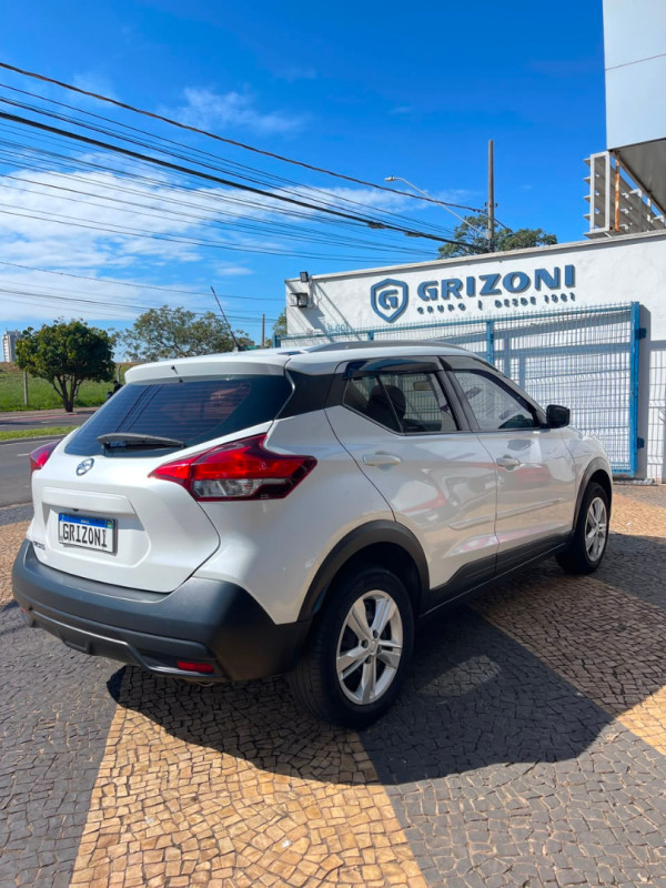 NISSAN Kicks 1.6 16V 4P FLEXSTART S DIRECT X-TRONIC AUTOMÁTICO CVT