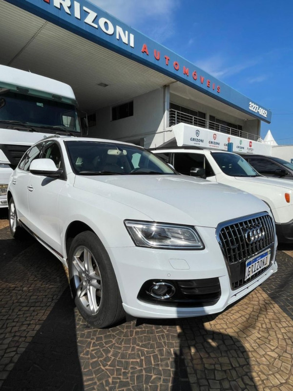 AUDI Q5 2.0 16V 4P TFSI ATTRACTION 225 CV AUTOMÁTICO