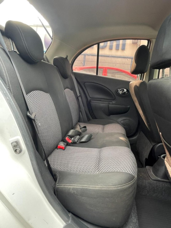 NISSAN March 1.6 16V 4P SV FLEX