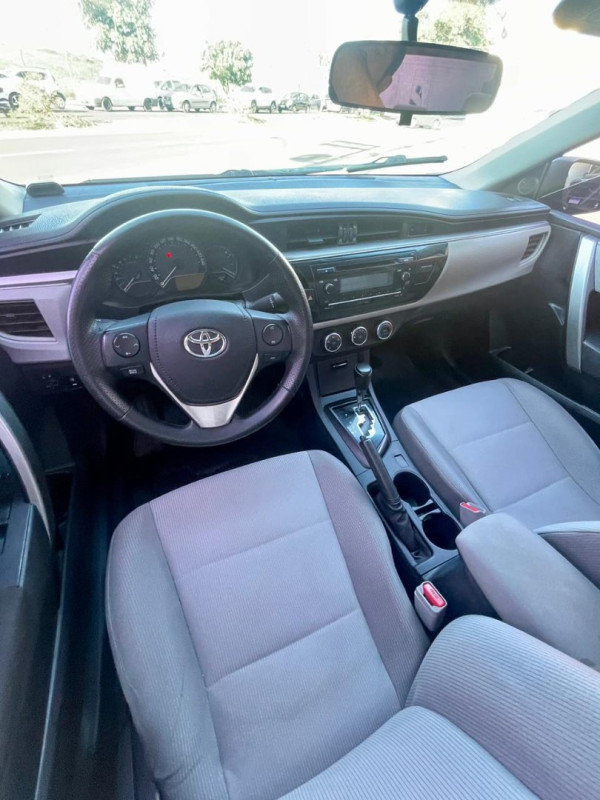 TOYOTA Corolla 1.8 16V 4P GLI