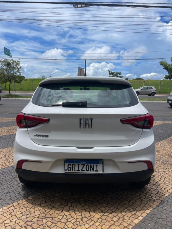 FIAT Argo 1.0 4P FLEX FIREFLY