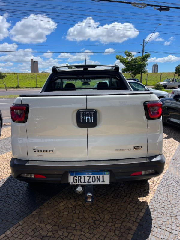 FIAT Toro 2.0 16V 4P 4WD FREEDOM TURBO DIESEL  AUTOMÁTICO