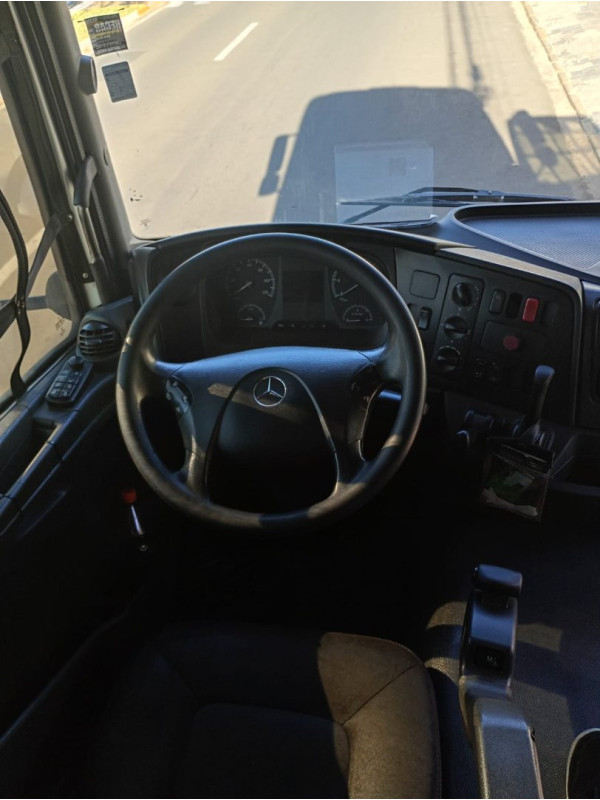 MERCEDES-BENZ Axor 1933