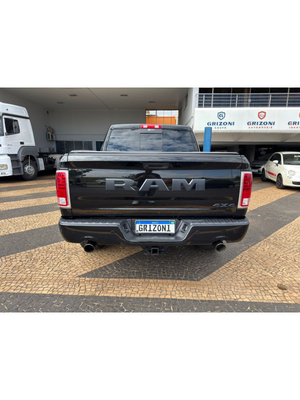 RAM Classic 5.7 V8 32V 4P HEMI LARAMIE AUTOMÁTICO