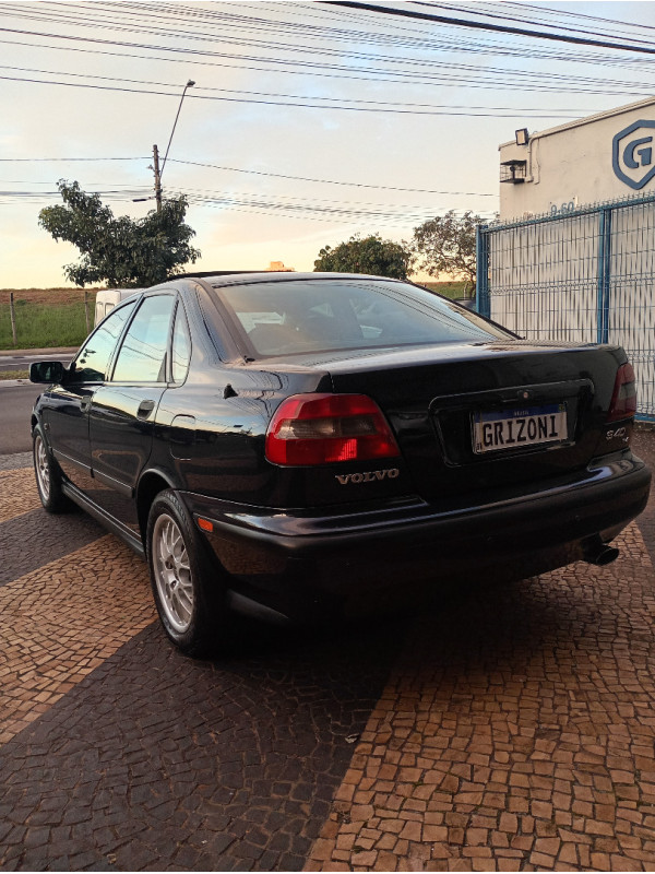 VOLVO S40 1.8 16V 4P AUTOMÁTICO