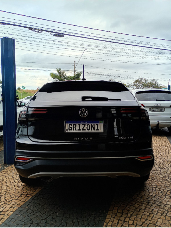 VOLKSWAGEN Nivus 1.0 4P FLEX 200 TSI HIGHLINE TURBO AUTOMÁTICO