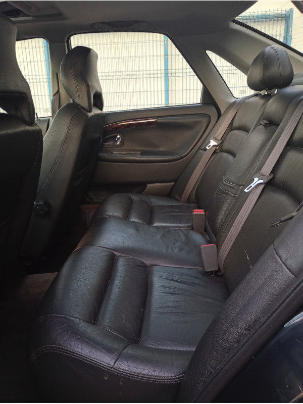 VOLVO S40 1.8 16V 4P AUTOMÁTICO