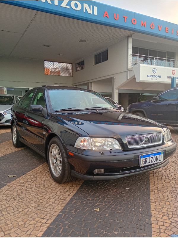 VOLVO S40 1.8 16V 4P AUTOMÁTICO