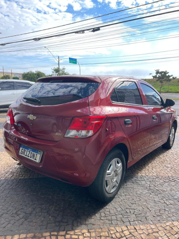 CHEVROLET Onix Hatch 1.0 4P FLEX JOY