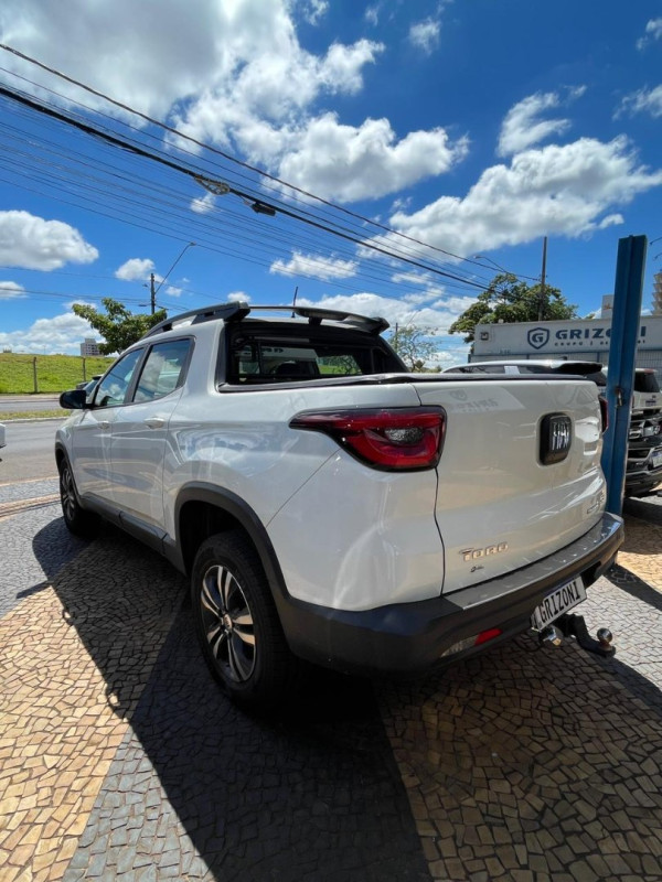 FIAT Toro 2.0 16V 4P 4WD FREEDOM TURBO DIESEL  AUTOMÁTICO