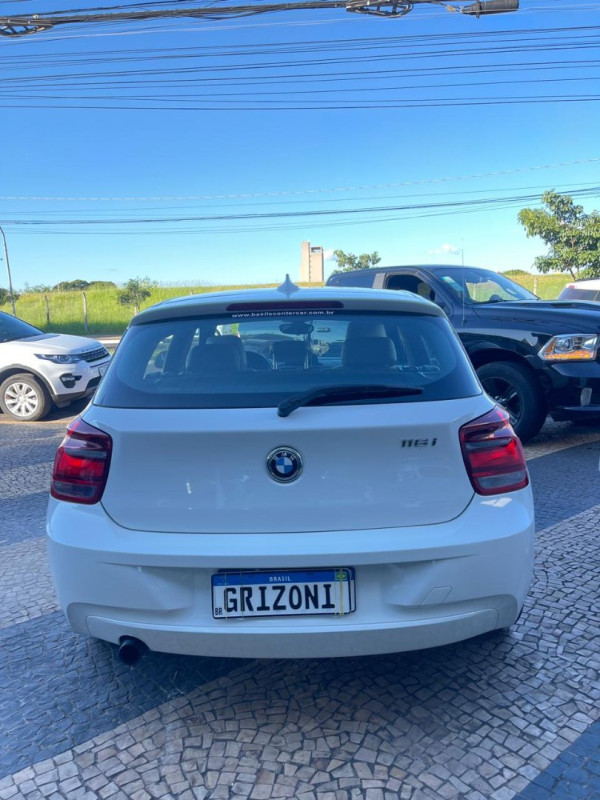 BMW 116i 1.6 16V 4P 1A11 TURBO AUTOMÁTICO