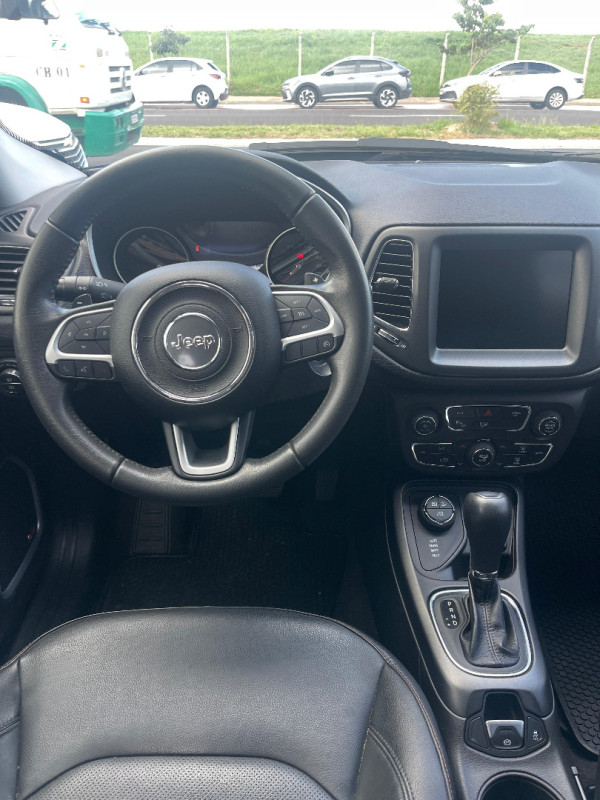 JEEP Compass 2.0 16V 4P LONGITUDE TURBO DIESEL 4X4 AUTOMÁTICO