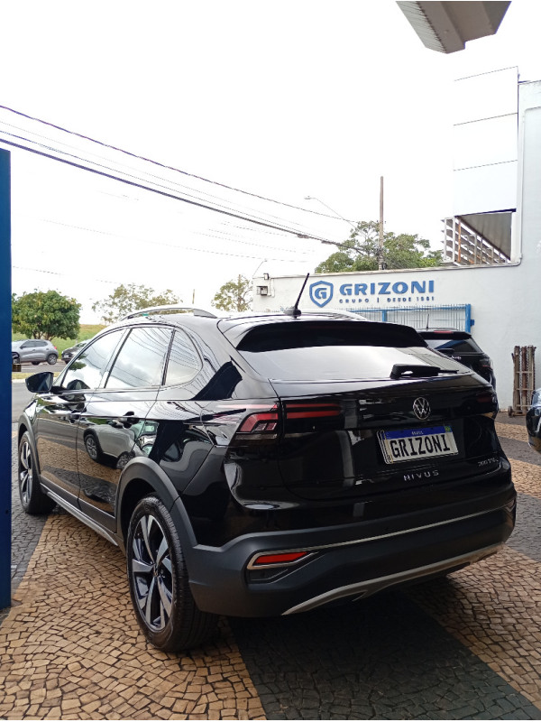 VOLKSWAGEN Nivus 1.0 4P FLEX 200 TSI HIGHLINE TURBO AUTOMÁTICO