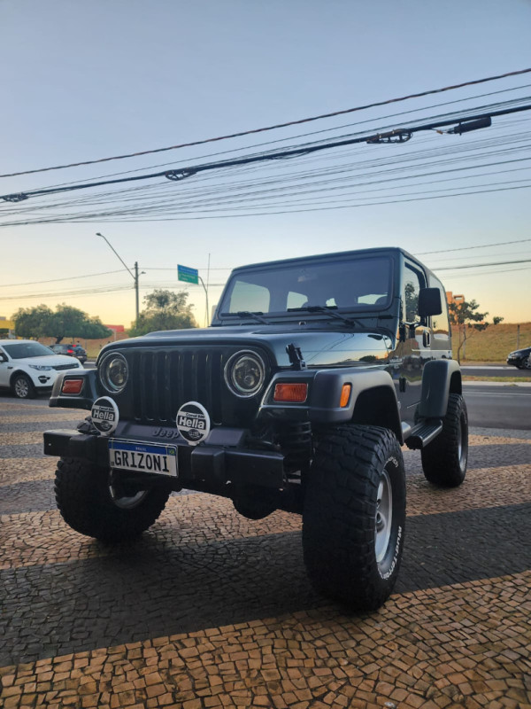 Wrangler 4.0 12V 6 CILINDROS SPORT TETO LONA