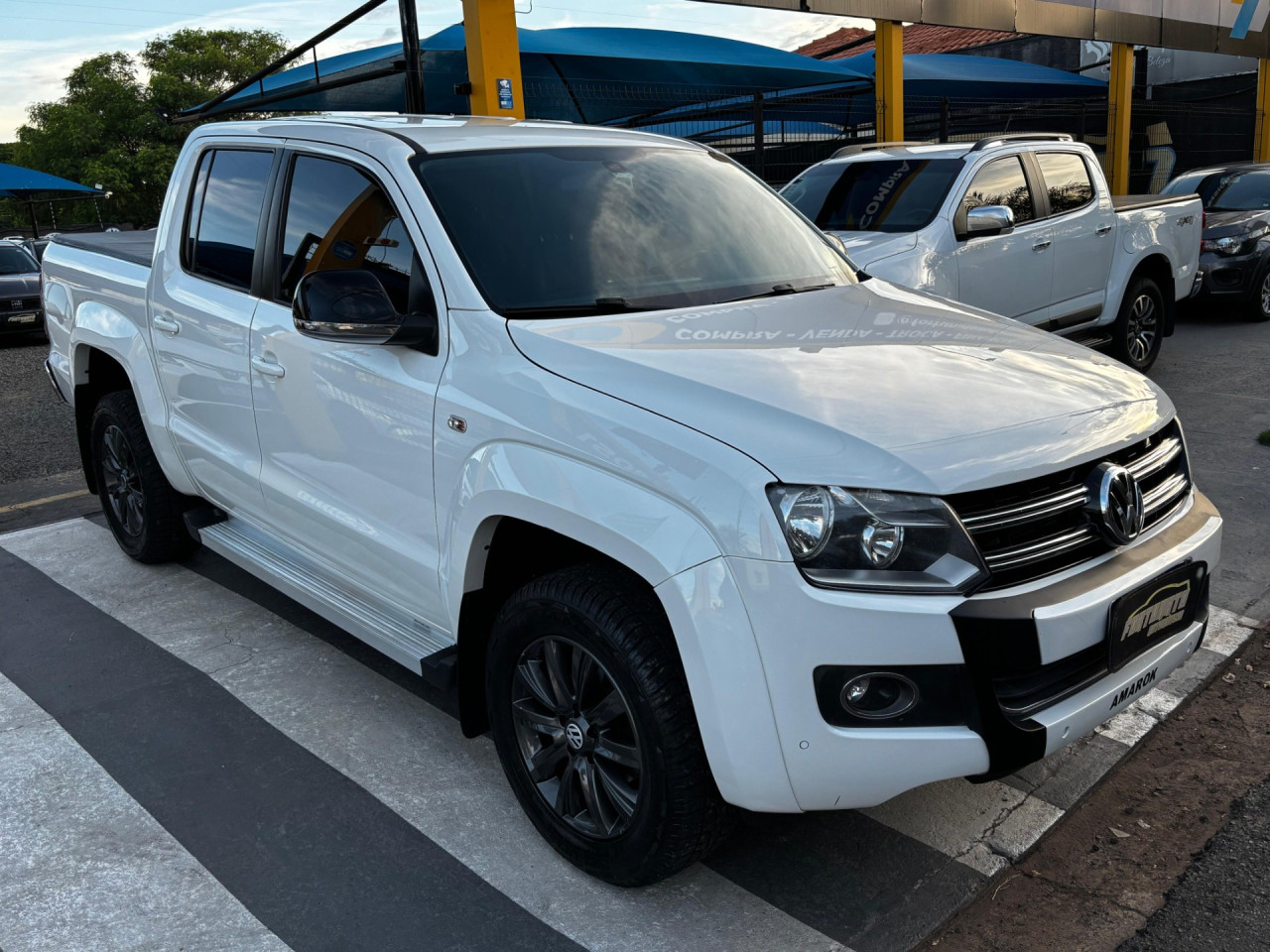 Amarok 2.0 16V 4X4 CABINE DUPLA  HIGHLINE TURBO INTERCOOLER