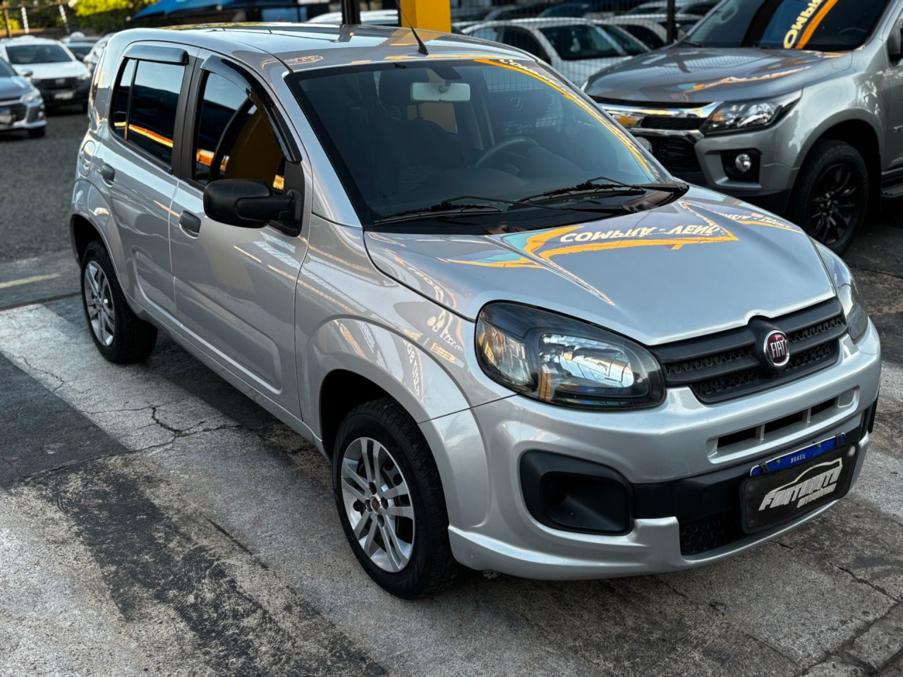 Uno 1.0 4P FLEX ATTRACTIVE