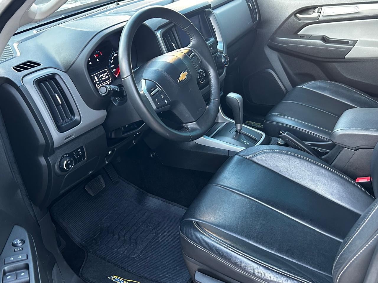 S10 2.8 16V LT CABINE DUPLA 4X4 TURBO DIESEL AUTOMÁTICO