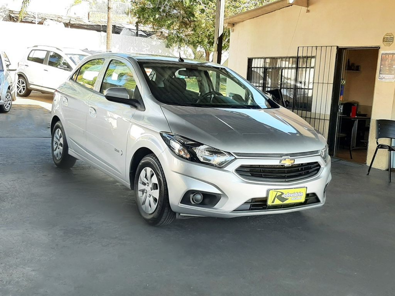 ONIX 1.0 MPFI LT 8V
