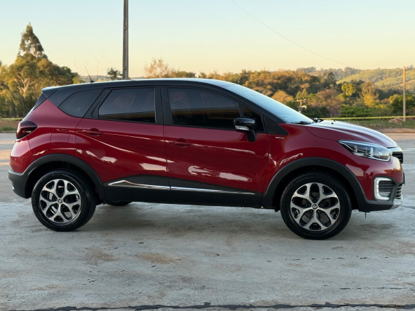 RENAULT Captur 1.6 16V 4P FLEX BOSE AUTOMÁTICO