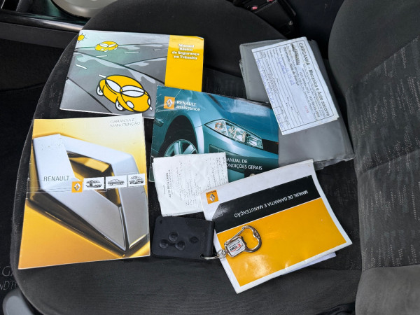 RENAULT Megane Grand Tour 2.0 16V 4P DYNAMIQUE AUTOMÁTICO