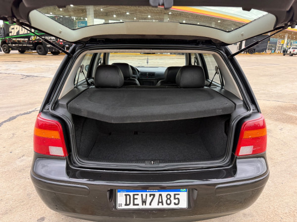 VOLKSWAGEN Golf 1.6 4P GENERATION