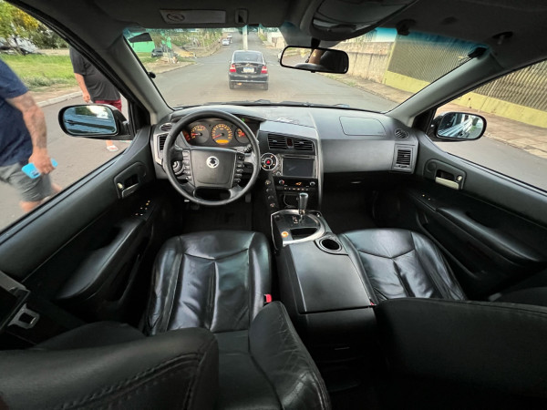 SSANGYONG Kyron 2.7 20V 4P 4X4 TURBO DIESEL AUTOMÁTICO